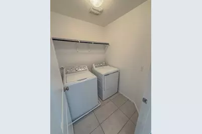 725 Bronco Billy Drive, Jarrell, TX 76537 - Photo 23