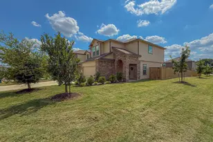 725 Bronco Billy Dr, Jarrell, TX 76537 - Photo 5