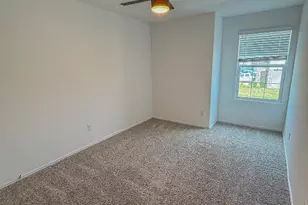 725 Bronco Billy Dr, Jarrell, TX 76537 - Photo 27