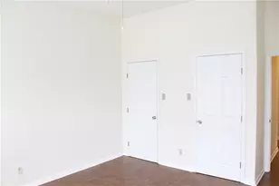 109 W 38th St, Austin, TX 78705 - Photo 15