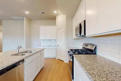 19917 Schatz Way, Manor, TX 78653 - Photo 7