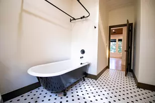 501 Park Blvd, Austin, TX 78751 - Photo 23