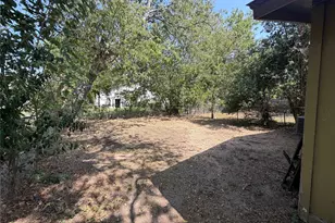 421 Live Oak St, Kyle, TX 78640 - Photo 13