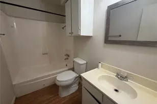 421 Live Oak St, Kyle, TX 78640 - Photo 11