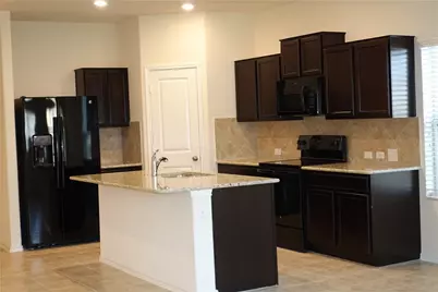 1001 Hillrose Drive, Leander, TX 78641 - Photo 11