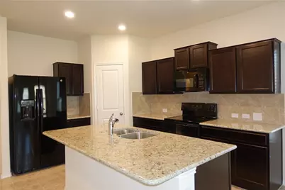 1001 Hillrose Drive, Leander, TX 78641 - Photo 13