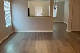 351 Musgrav, Kyle, TX 78640 - Photo 3