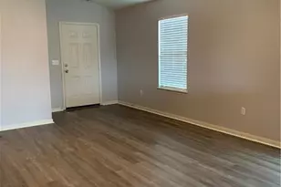 351 Musgrav, Kyle, TX 78640 - Photo 5