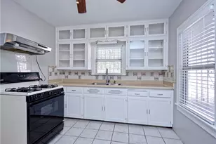 2710 Willow St, Austin, TX 78702 - Photo 1