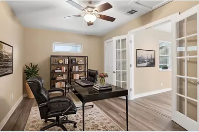 4906 Eastdale Drive E, Austin, TX 78723 - Photo 15