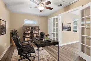 4906 Eastdale Dr E, Austin, TX 78723 - Photo 15