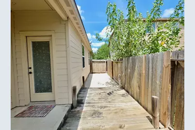 1697 Breanna Lane, Kyle, TX 78640 - Photo 23