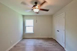 1697 Breanna Ln, Kyle, TX 78640 - Photo 17