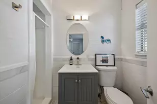 2601 E 17th St, Austin, TX 78702 - Photo 13