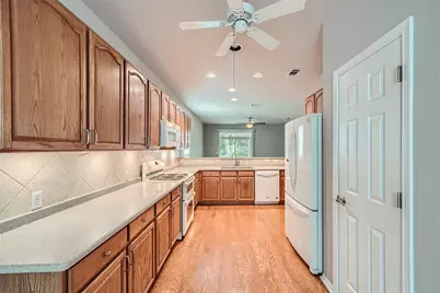 120 Muir Court, Georgetown, TX 78633 - Photo 11