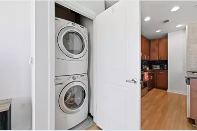 360 Nueces Street #2706, Austin, TX 78701 - Photo 17