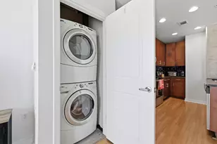 360 Nueces St, Austin, TX 78701 - Photo 17