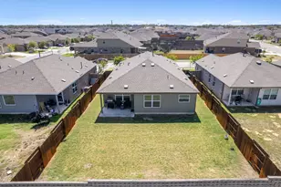 142 Esparza Dr, Bastrop, TX 78602 - Photo 29