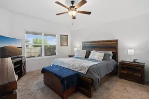 142 Esparza Dr, Bastrop, TX 78602 - Photo 15