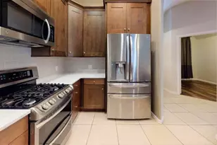 10904 Mint Julep Dr, Austin, TX 78748 - Photo 3