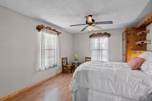 300 Corral Ln, Liberty Hill, TX 78642 - Photo 23