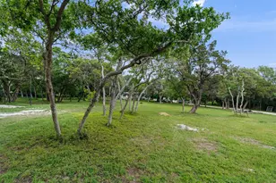 300 Corral Ln, Liberty Hill, TX 78642 - Photo 33