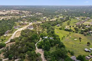 300 Corral Ln, Liberty Hill, TX 78642 - Photo 3