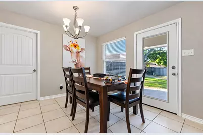 343 E Jackson Street, Bartlett, TX 76511 - Photo 3