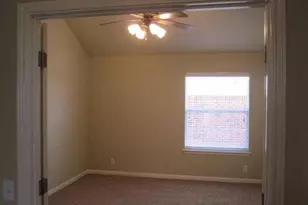 728 Abbeyglen Castle Dr, Pflugerville, TX 78660 - Photo 11