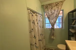 948 Sycamore St, San Marcos, TX 78666 - Photo 27