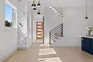 501 E Burton St, Manor, TX 78653 - Photo 3