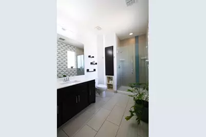 604 Allen Street #104, Austin, TX 78702 - Photo 11