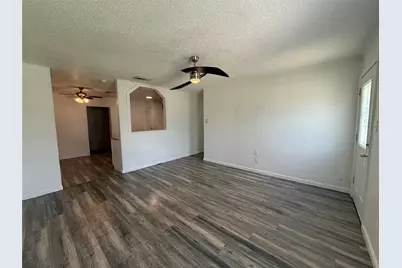 6204 Dove Springs Circle, Austin, TX 78744 - Photo 3