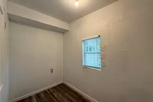 6204 Dove Springs Cir, Austin, TX 78744 - Photo 13