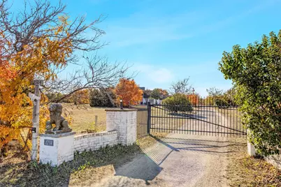 1294 None Lane, Round Rock, TX 78665 - Photo 3