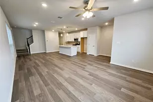 104 Greinert Dr, Taylor, TX 76574 - Photo 3