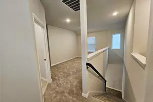 104 Greinert Dr, Taylor, TX 76574 - Photo 9