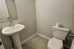 104 Greinert Dr, Taylor, TX 76574 - Photo 7