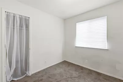 16112 Hamilton Point Circle, Manor, TX 78653 - Photo 11