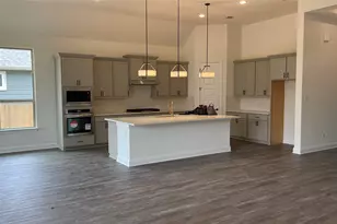 352 Olympic Pk Dr, Kyle, TX 78640 - Photo 3
