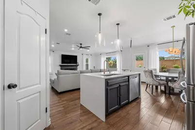 9400 Lightwood Loop, Austin, TX 78748 - Photo 11