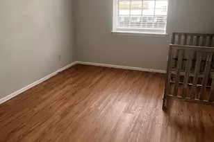 307 E 31st St, Austin, TX 78705 - Photo 23