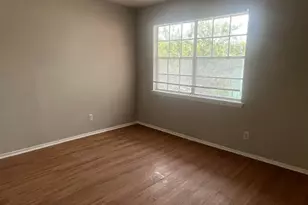 307 E 31st St, Austin, TX 78705 - Photo 13