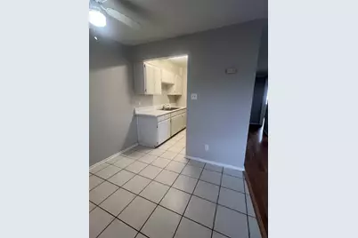 307 E 31st Street #208, Austin, TX 78705 - Photo 5