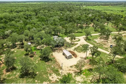 226 Stolle Lane, Flatonia, TX 78941 - Photo 33