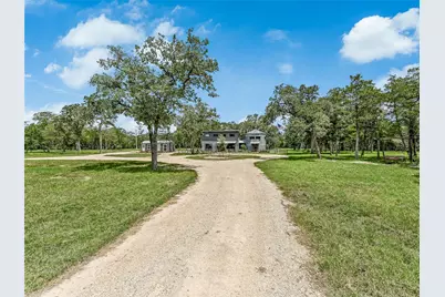226 Stolle Lane, Flatonia, TX 78941 - Photo 3