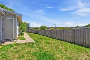5800 Pinon Vista Dr, Austin, TX 78724 - Photo 29