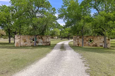 100 Palomino Cove, Jarrell, TX 76537 - Photo 3