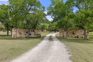 100 Palomino Cove, Jarrell, TX 76537 - Photo 3