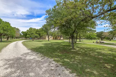 100 Palomino Cove, Jarrell, TX 76537 - Photo 7
